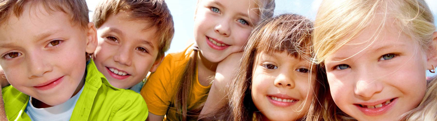 Meedoen aan leuke dingen!

Wij vinden het belangrijk dat jij mee kan doen aan sporten, een schoolreisje of naar muziekles.
